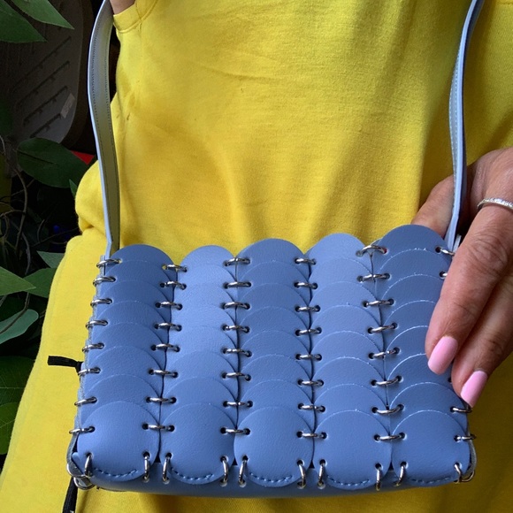 SOLD⛔️Authentic PACO RABANNE Linked leather magnetic closure crossbody - Picture 12 of 15